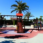 אתר קמפינג Platja קמברילס