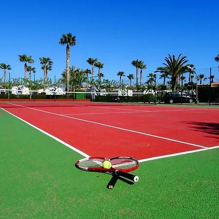 Platja 3* קמברילס