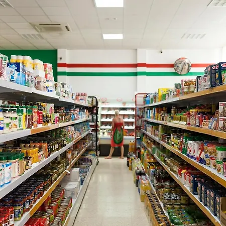普拉亚坎布里尔斯露营酒店 营地 3*
